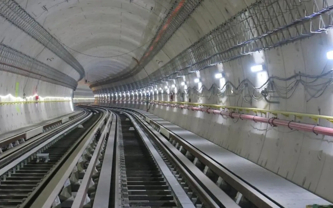 更舒适，巴黎地铁新列车今日上线！