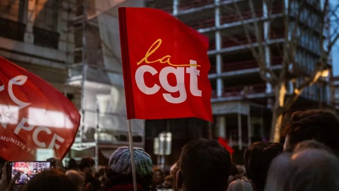 法国迎来跨行业罢工