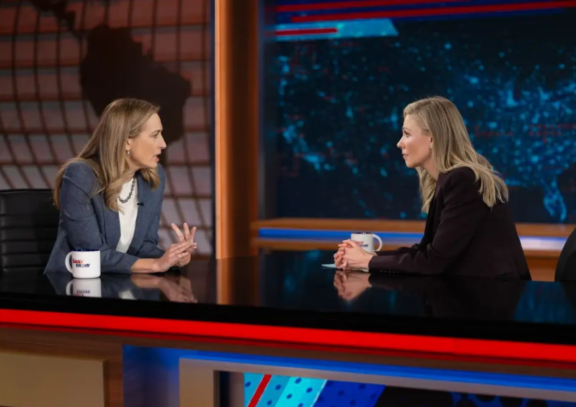 新泽西州州长米基·谢里尔将推出一个“门户网站”，供民众上传美国移民及海关执法局（ICE）的视频：“拿出你的手机！”